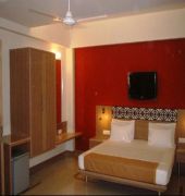 Hotel Singhs International Mumbai Exterior photo